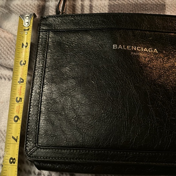 Balenciaga side bag 🖤 MAKE ANY OFFER - Picture 11 of 12
